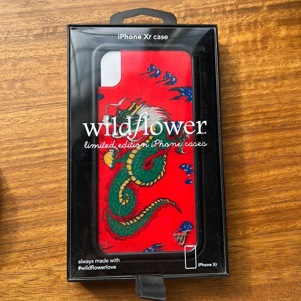 Wildflower IPhone XR dragon case